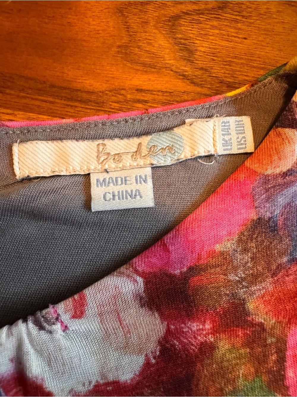 Boden Floral Bright Watercolor Jersey Dress with gathered waist detail Sz 10 US* - Picture 3 of 10